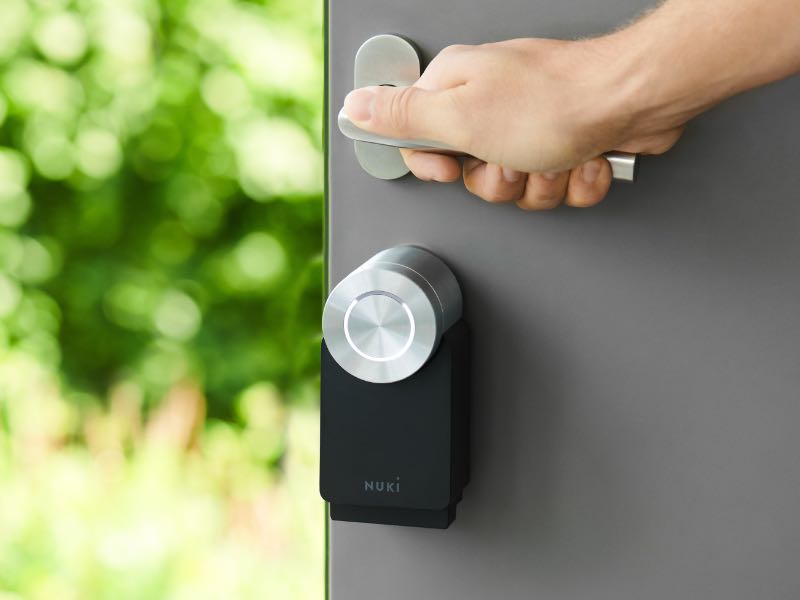 מערכת הנעילה החכמה לדלת Nuki Smart Lock 3.0 Pro במחיר שווה!!